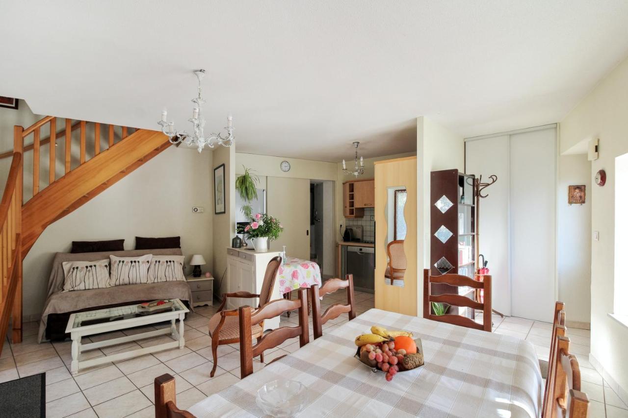 Maison Confortable Ornans + Jardin Ngoại thất bức ảnh